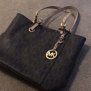 michael kors purse MAKE OFFERS
